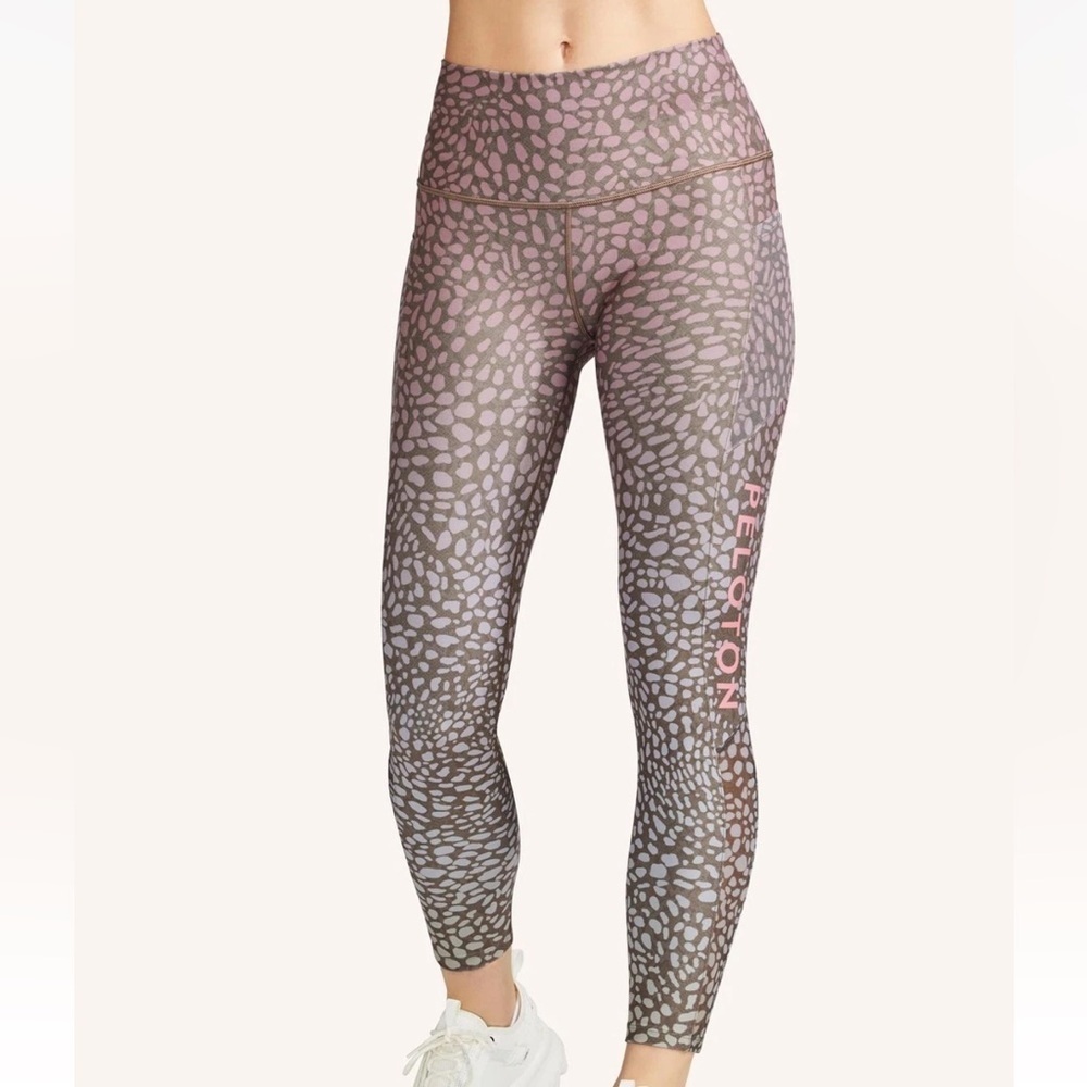 Peloton Riverstone High Waist Legging Women’s Size L large EUC